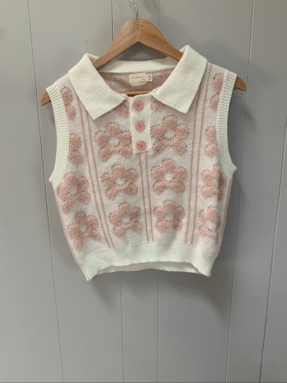 Dreamers by Debut floral knit collared sweater vest M/L